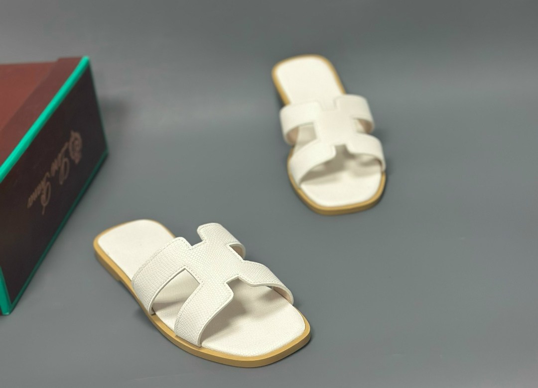 шлепки hermes женские,шлепки эрмес белые,шлепки эрмес,шлепки hermes,шлепки гермес женские