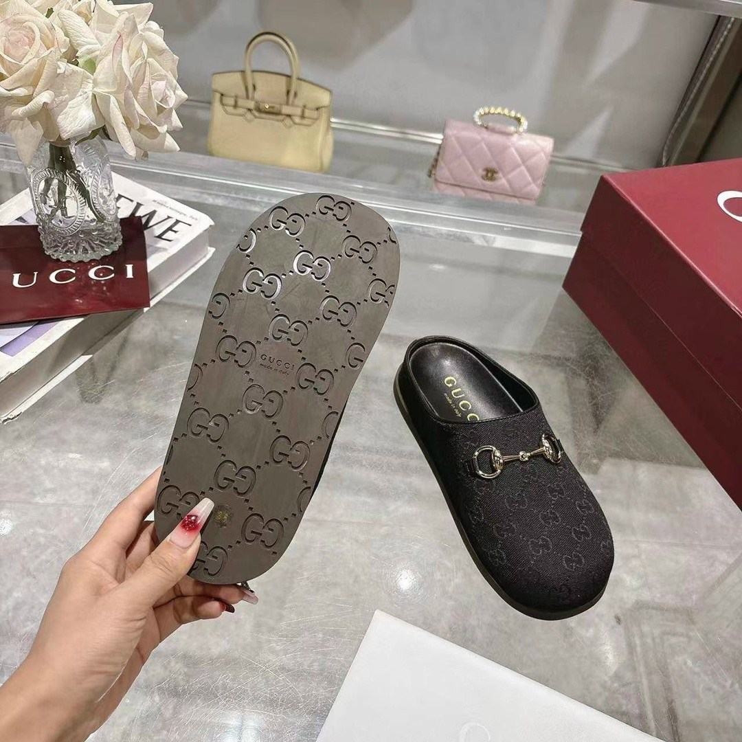 мюли gucci,обувь,шлепанцы gucci,женские шлепанцы,модные шлепанцы