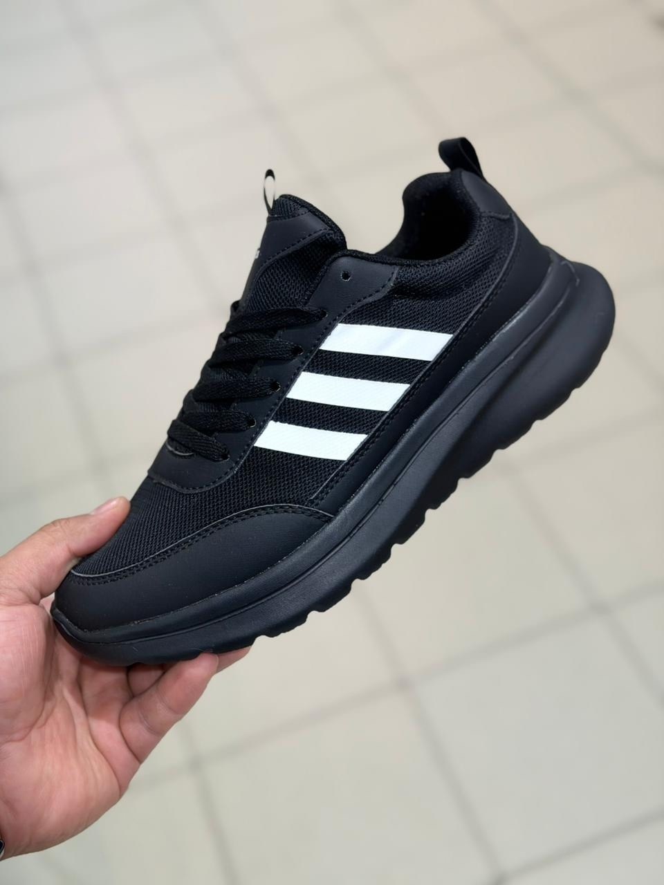 кроссовки adidas,кроссовки adidas мужские,кроссовки мужские,мужская  кроссовки,