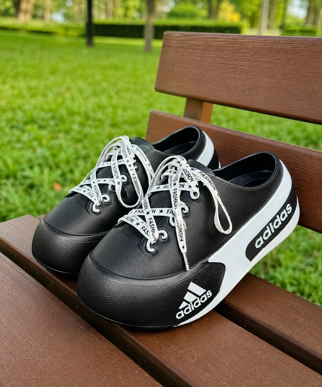шлепанцы женские,шлепки найк из прокладок,шлепанцы найк,шлепанцы nike,женские шлепки