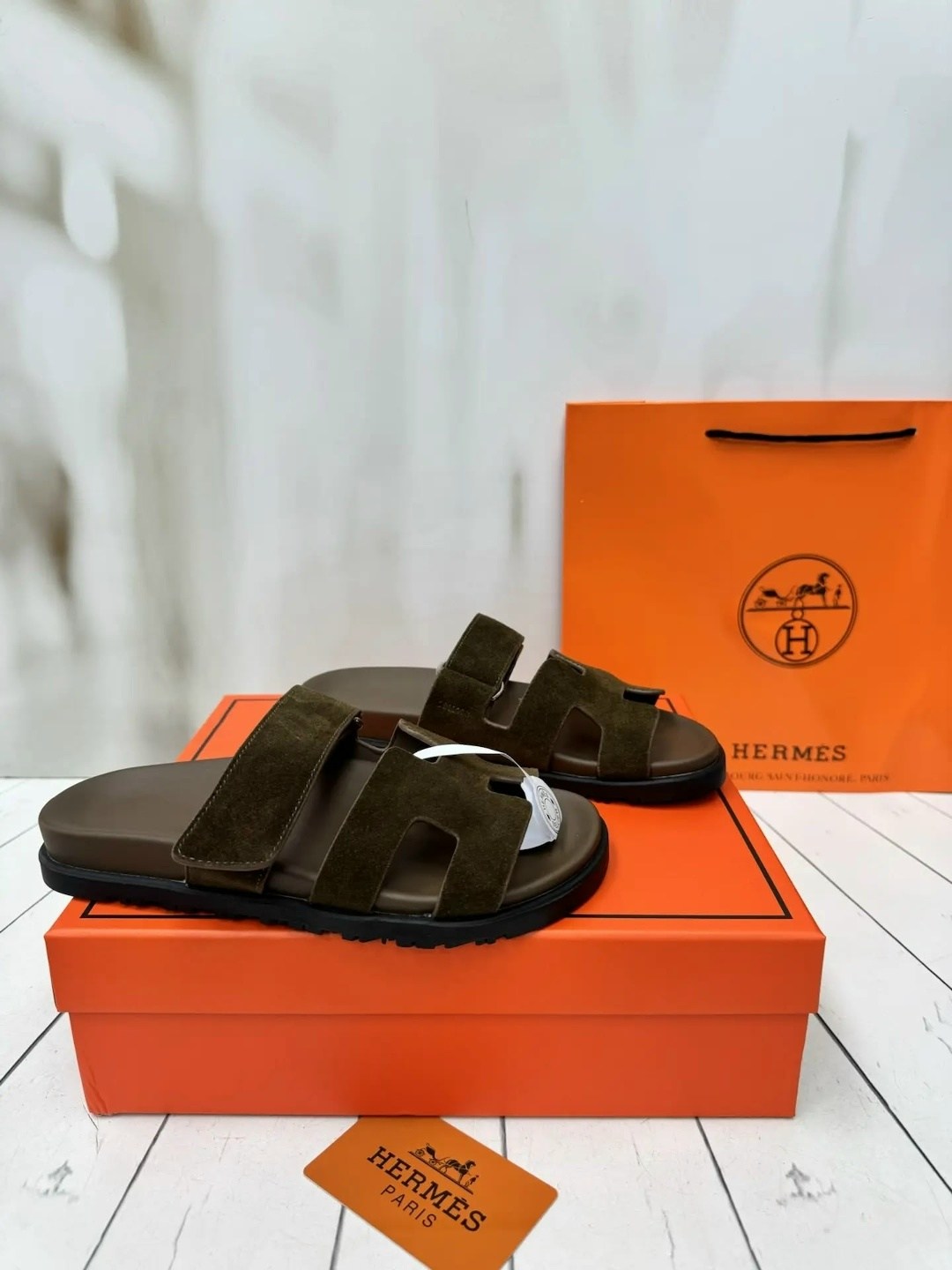 шлепки hermes,шлепанцы hermes,,сандалии hermes,женские шлепанцы