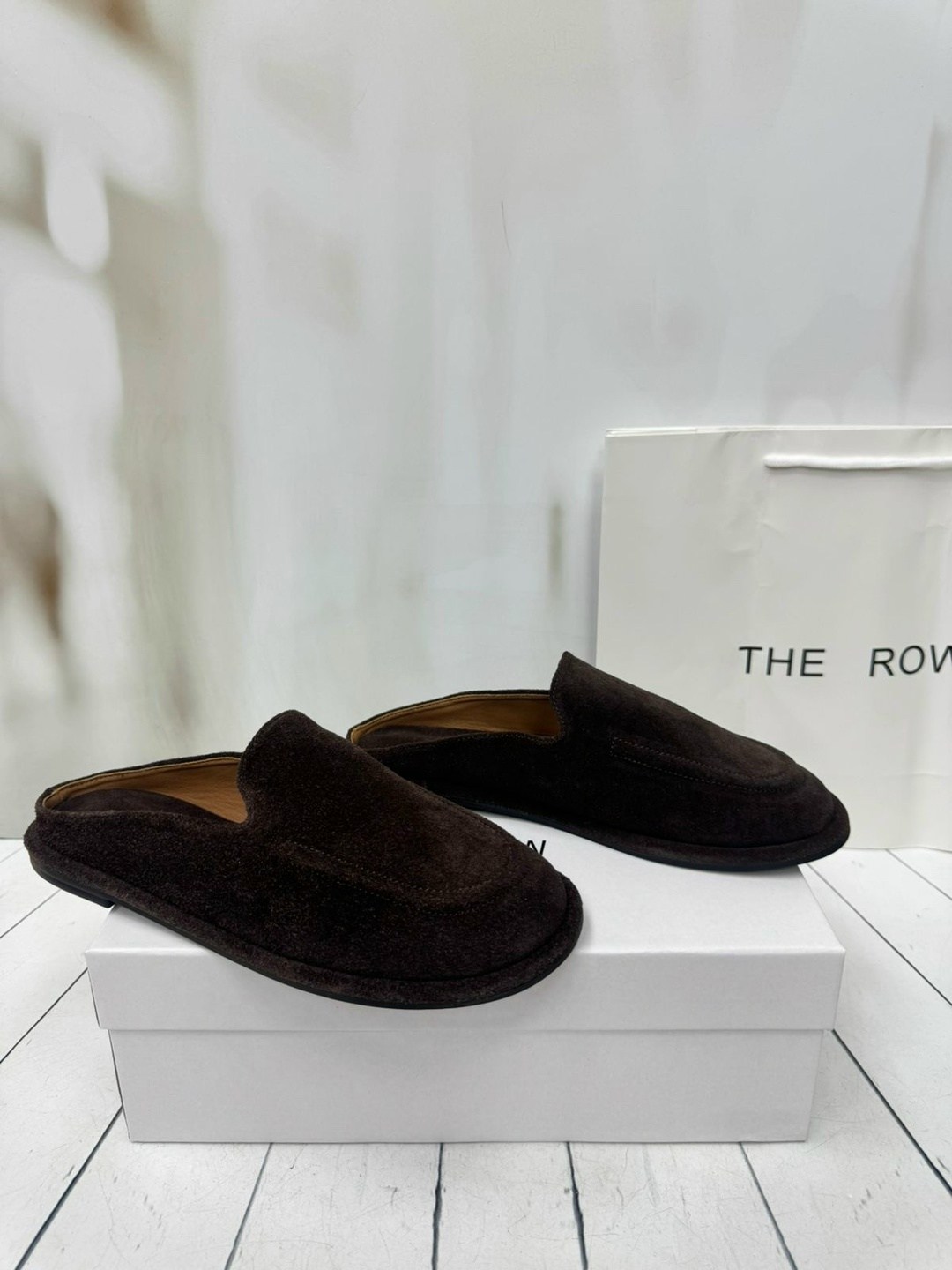 лоферы замшевые,женские замшевые коричневые лоферы the row с мехом,,мюли замшевые,лоферы the row