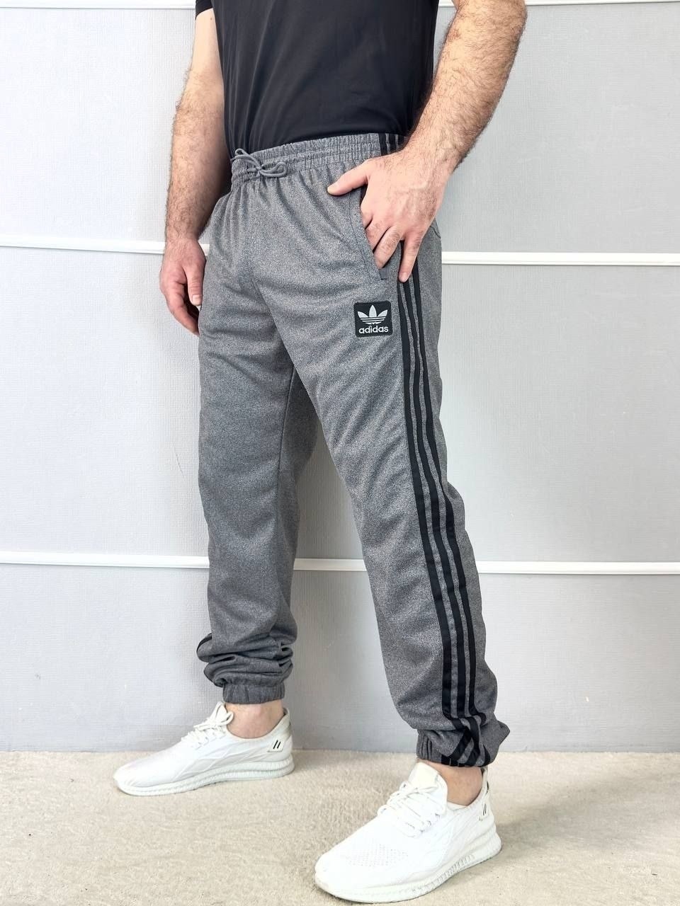 брюки спортивные adidas,брюки спортивные adidas мужские,мужские спортивные штаны adidas,спортивные штаны adidas,брюки спортивные adidas originals