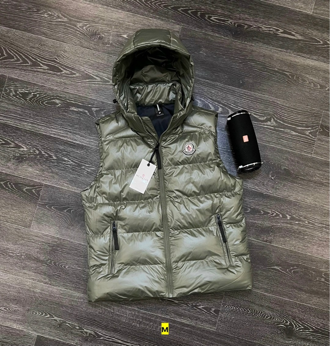 жилетка монклер,жилетка moncler,жилет moncler,пуховик moncler мужской,жилетка монклер мужская