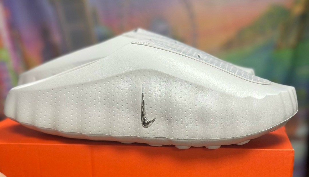 кроссовки,оригинальные кроссовки,кроссовки nike,повседневная ,футуристические кроссовки
