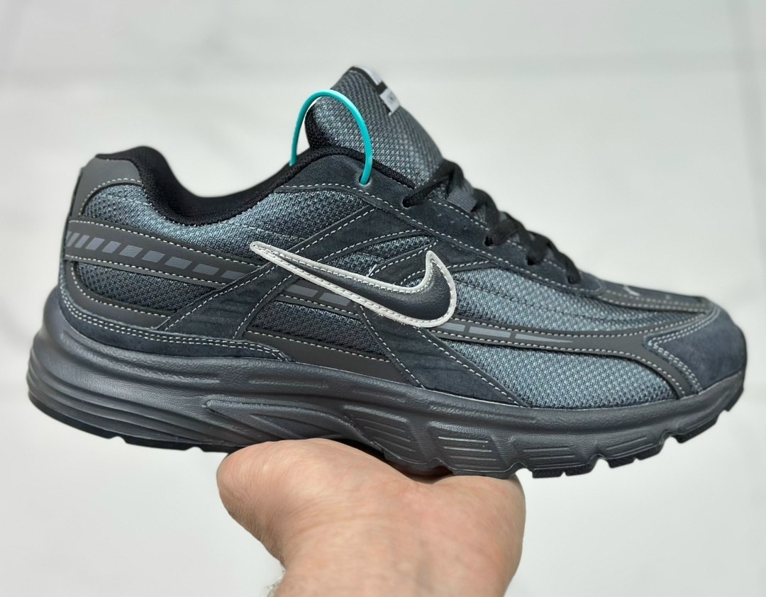 кроссовки nike initiator,кроссовки nike initiator 'anthracite metallic cool grey',кроссовки initiator low top для бега мужские серые nike,мужские кроссовки,кроссовки беговые мужские для бега nike 3940