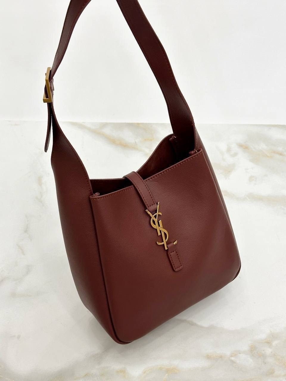 женская брендовая сумка,сумка женская yves saint laurent,стиль и мода,сумки женские модные