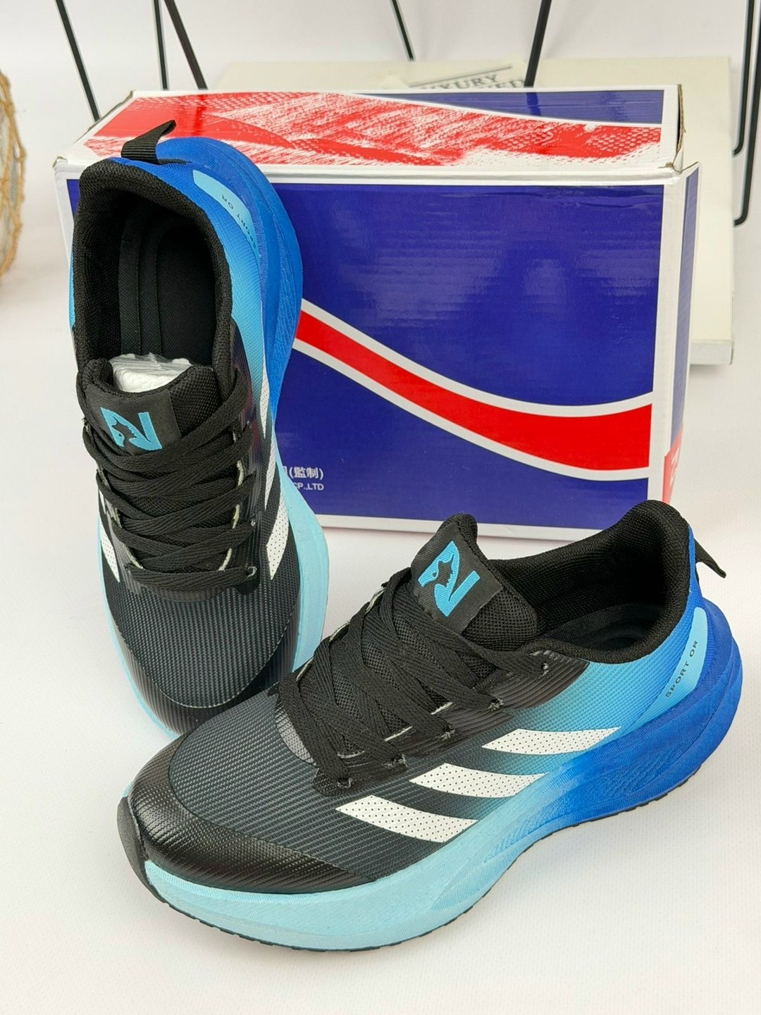 кроссовки adidas,беговые кроссовки adidas,кроссовки мужские adidas,кроссовки,кроссовки adidas adizero