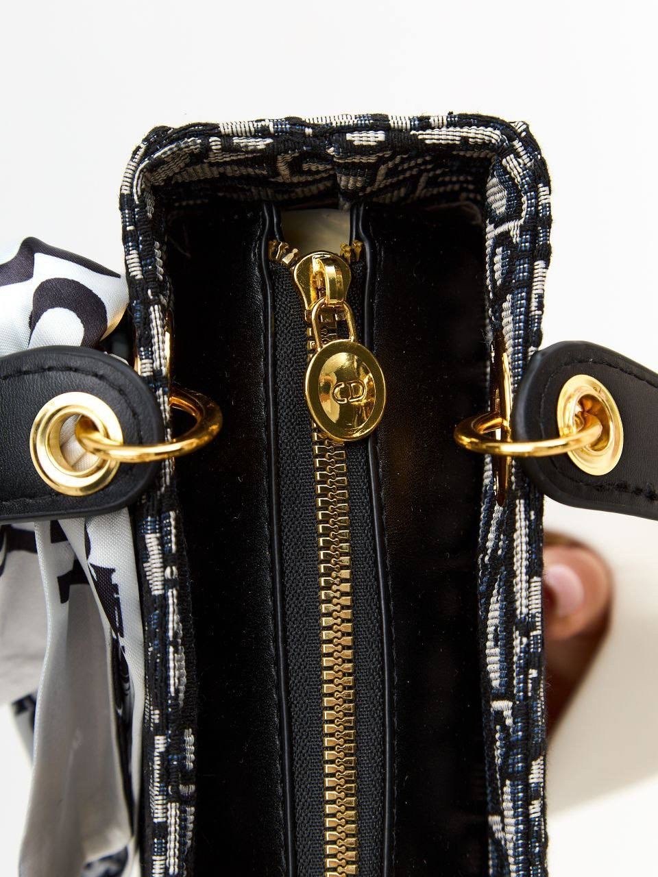 сумки через плечо christian dior,dior сумка,сумка диор,сумка женская dior,женская сумка
