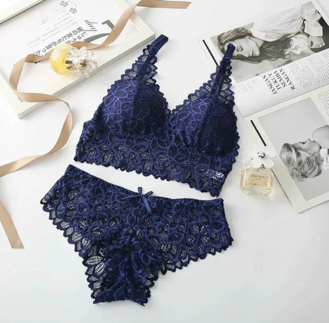 комплект женского кружевного нижнего белья,комплект кружевного нижнего белья,женская нижнее белье,комплект нижнего белье красный,комплект женского нижнего белья