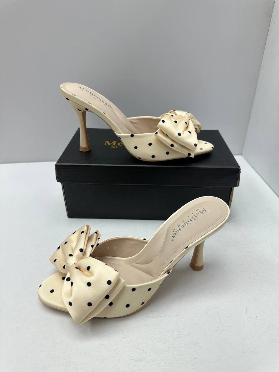 ,босоножки с бантиком,шлепанцы женские,босоножки с бантом,модные шлепанцы