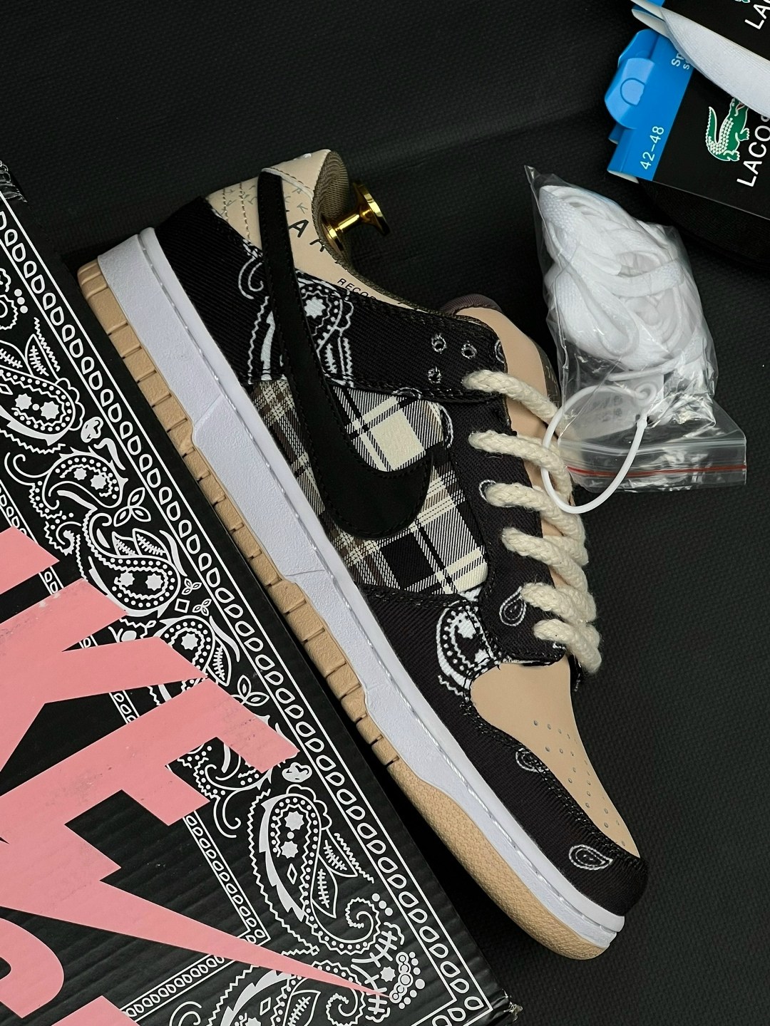 nike sb dunk low travis scott,кроссовки nike sb dunk low x travis scott,nike sb dunk low x travis scott,кроссовки найк sb dunk low x travis scott,кроссовки