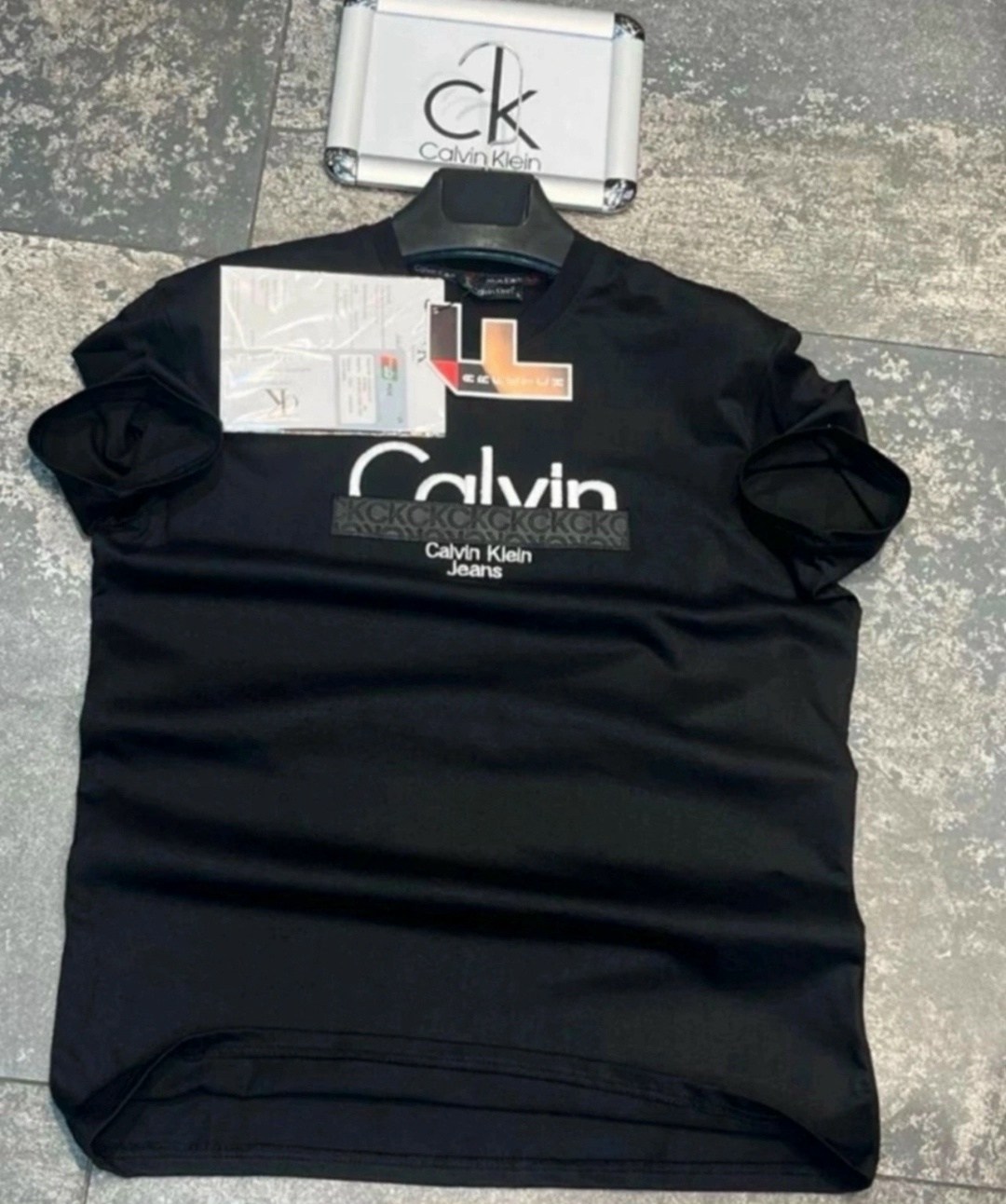футболка стандартного кроя calvin klein, белый,мужская футболка calvin klein,белая футболка с логотипом комфорт calvin klein,футболка calvin klein,футболка calvin klein jeans
