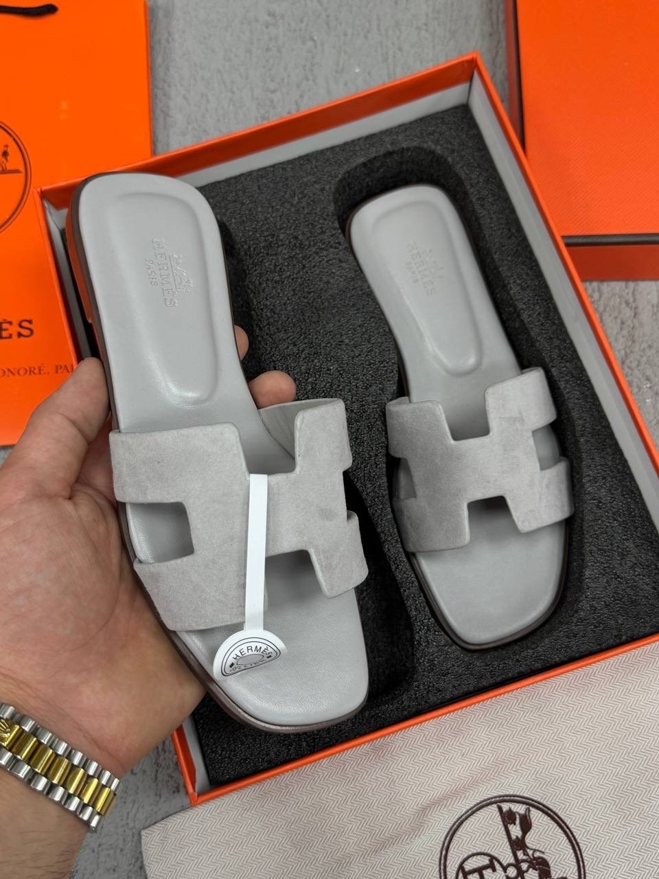 шлепанцы hermes,шлепки эрмес,тапочки hermes,шлепки гермес женские,шлепки эрмес бежевые