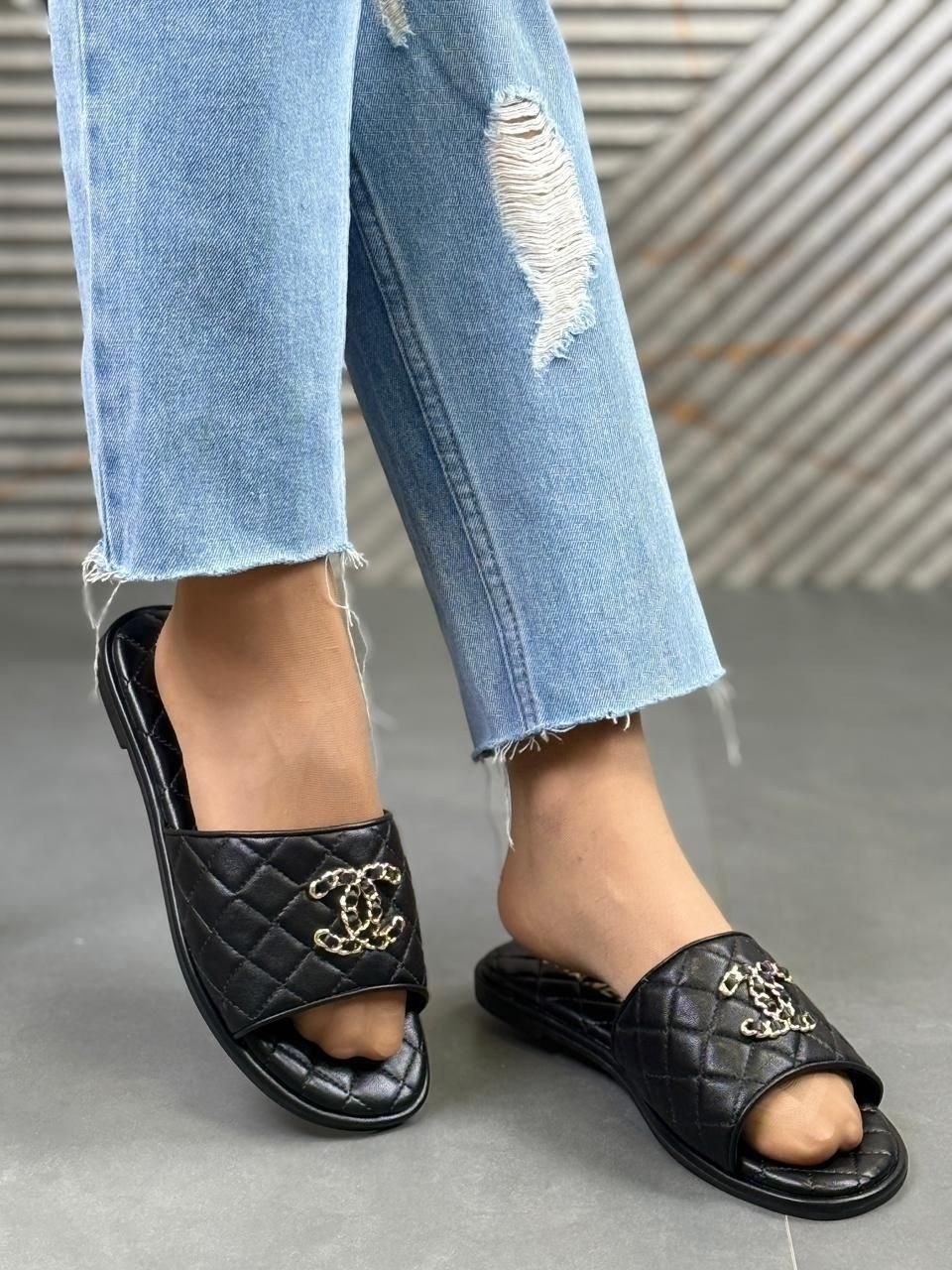 шлепки шанель,шлепанцы женские,шлепанцы chanel,,бежевые шлепки шанель