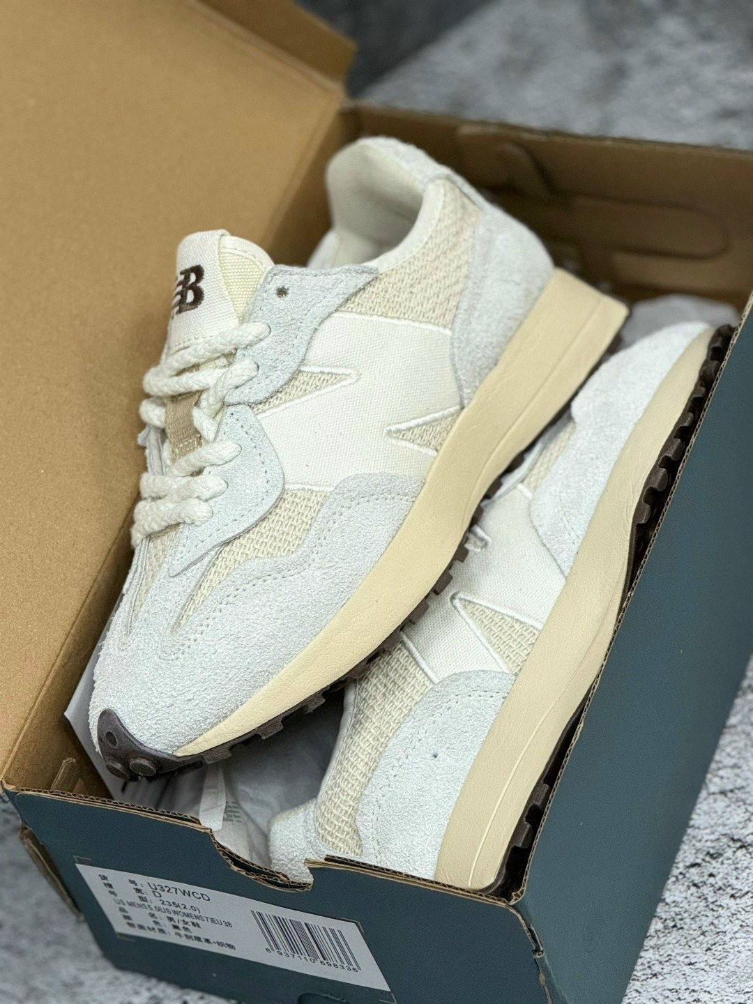 кроссовки new balance 327,new balance кроссовки,кроссовки,бежевые кроссовки,new balance 327