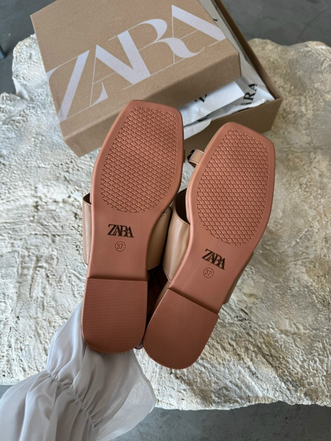 ,шлепанцы зара,шлепанцы женские,босоножки zara,женские босоножки