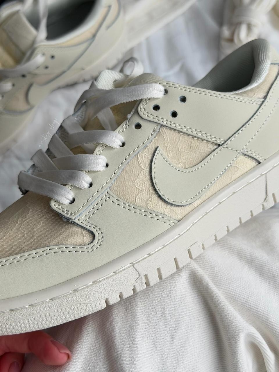 кроссовки nike sb dunk low цвет бежевый,кроссовки,кроссовки женские nike dunk low,кроссовки dunk low nike,nike dunk low