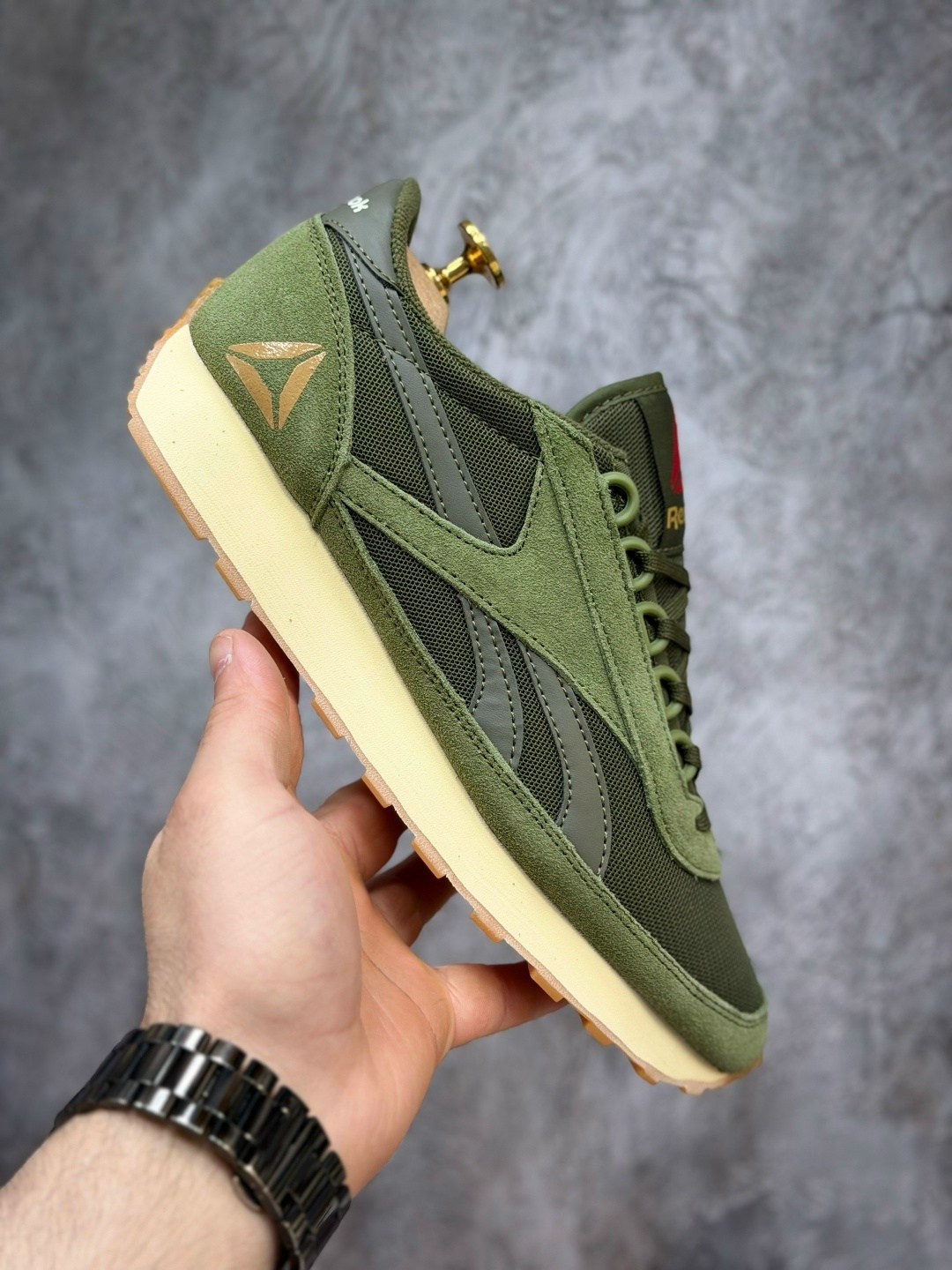 кроссовки reebok classic,мужские кроссовки reebok,кроссовки reebok,кроссовки мужские reebok classic,кроссовки reebok classic new style man khaki