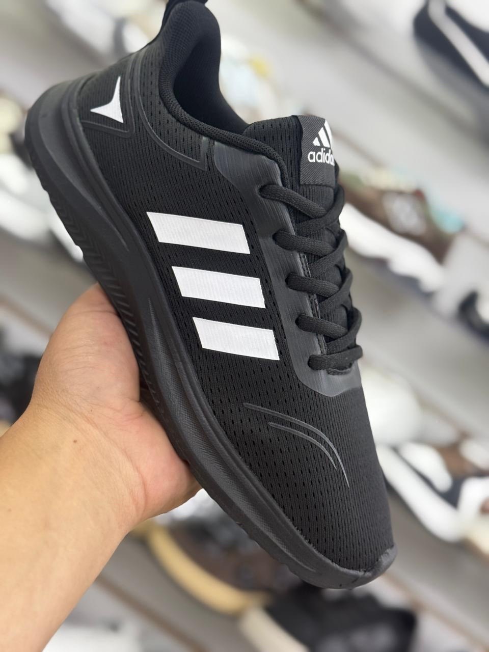 кроссовки adidas,кроссовки,кроссовки мужские adidas,кроссовки адидас,кроссовки адидас мужские