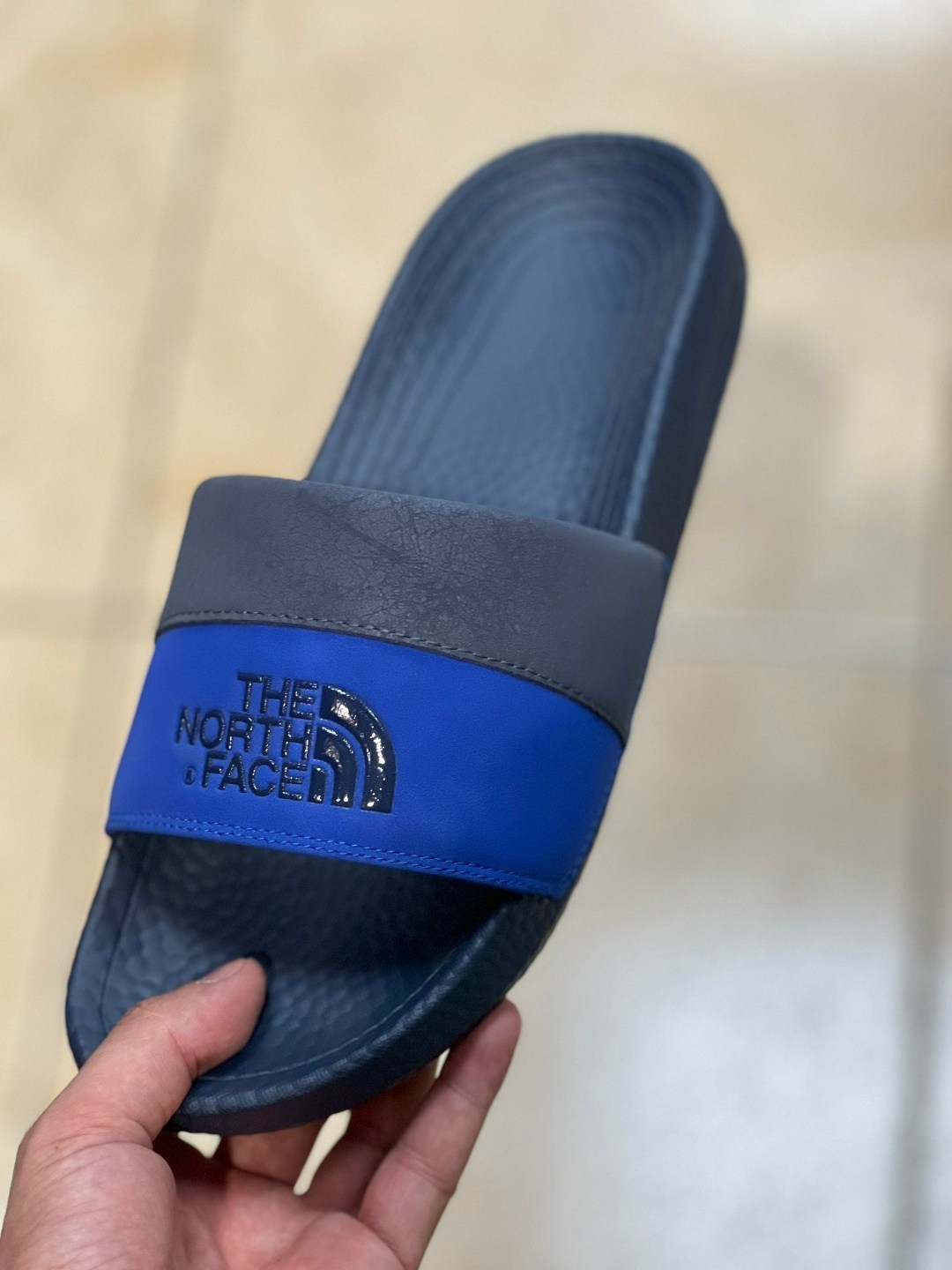шлепанцы the north face,сланцы the north face,шлепанцы the north face base camp slide iii,мужские сланцы the north face base camp slide iii,мужские шлепанцы