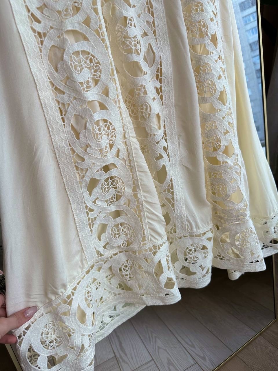 платья,платье с кружевами,кружевное платье,модное платье,кружевное платье миди