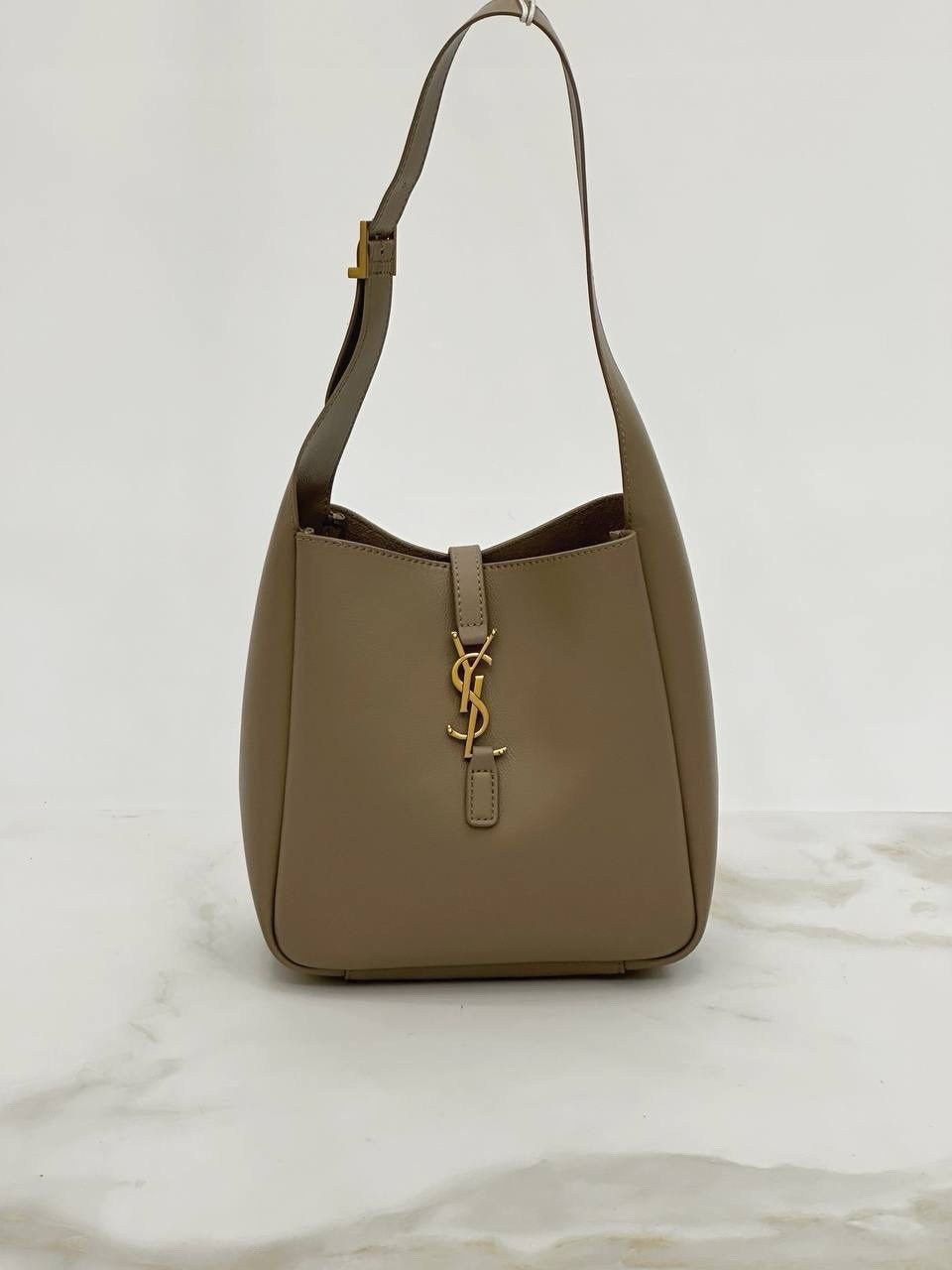 женская брендовая сумка,сумка женская yves saint laurent,стиль и мода,сумки женские модные