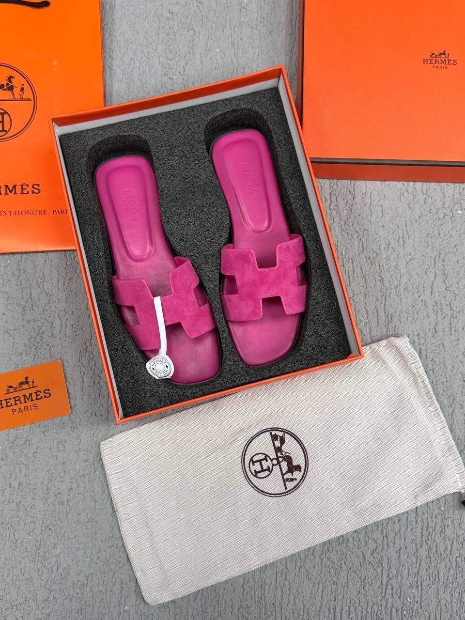 шлепанцы hermes,шлепки эрмес,тапочки hermes,шлепки гермес женские,шлепки эрмес бежевые