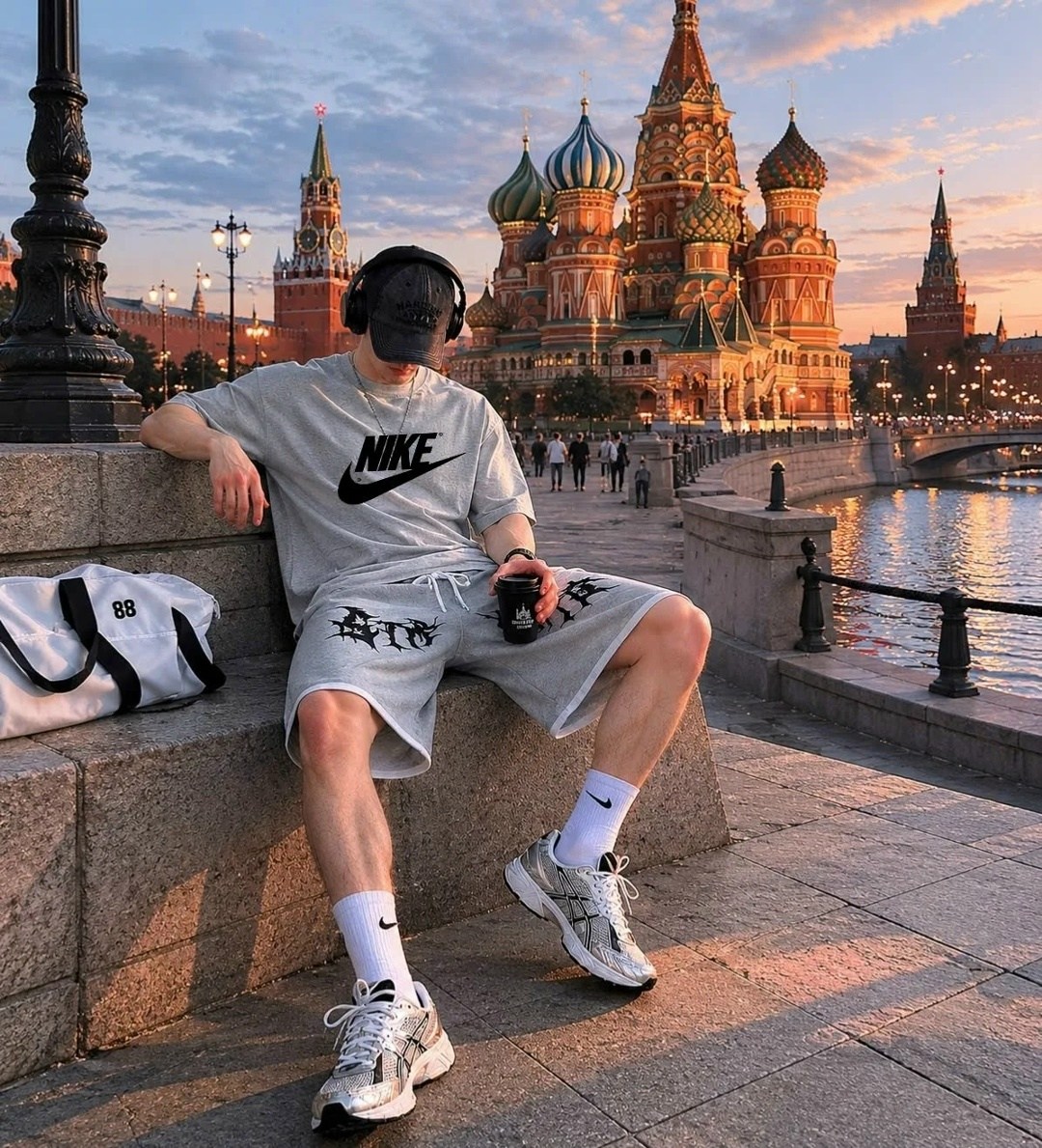 москва россия,россия 🇷 🇺,человек,молодой парень,русские мужчины