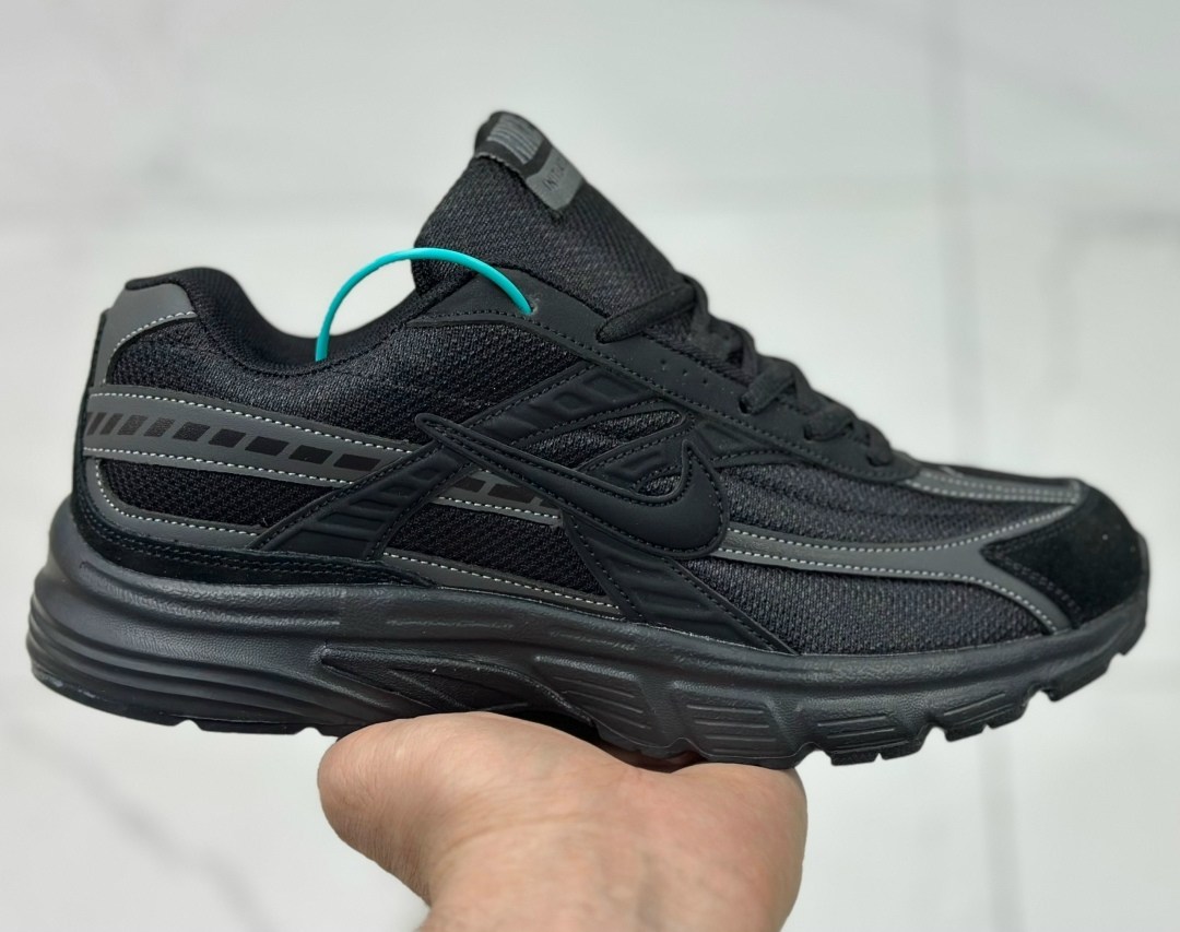 кроссовки nike initiator,кроссовки nike initiator 'anthracite metallic cool grey',кроссовки initiator low top для бега мужские серые nike,мужские кроссовки,кроссовки беговые мужские для бега nike 3940