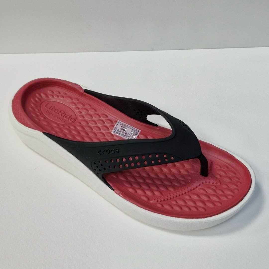 сабо crocs мужские серые летние,шлепанцы crocs,сабо кроксы crocs sarah clog crocs 221032305,сабо crocs,сабо кроксы crocs sarah clog crocs цвет светло-коричневый, белый