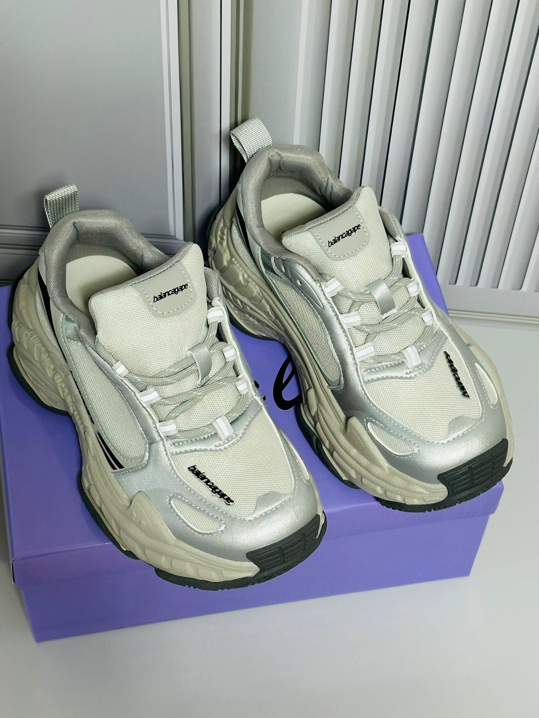 женские кроссовки balenciaga cargo,кроссовки женские balenciaga,balenciaga кроссовки,баленсиага кроссовки женские,кроссовки balenciaga cargo 785756w2mv premium white-black