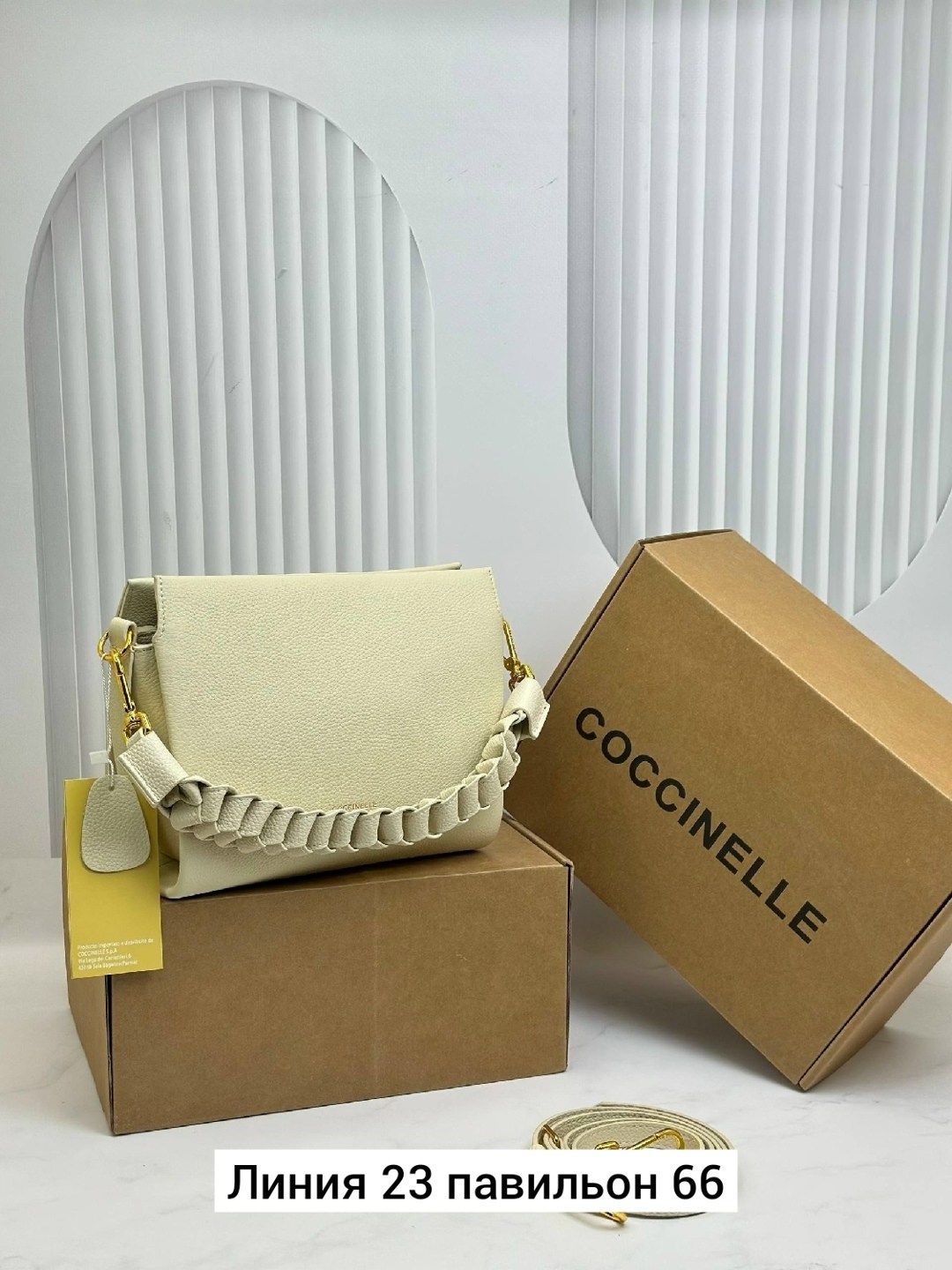 сумка,женская сумка,стильная сумочка,сумка coccinelle,брендовые сумочки