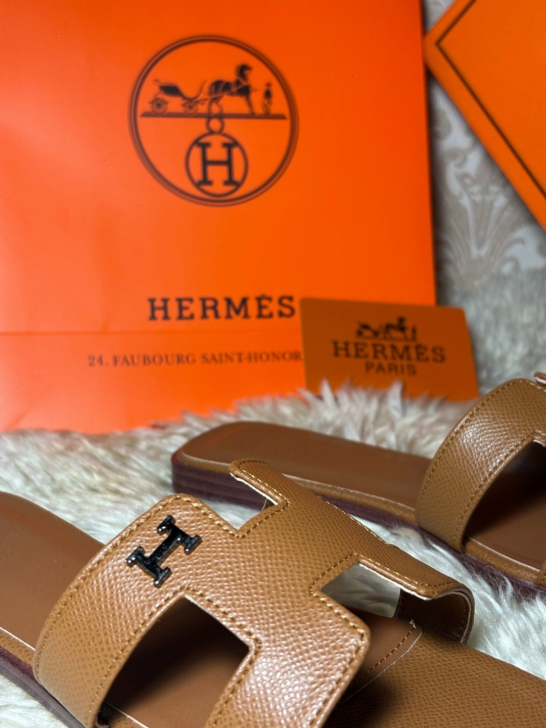 шлепанцы hermes,коричневые шлепки hermes,шлепки hermes женские,шлепки хермес оран,шлепки hermes