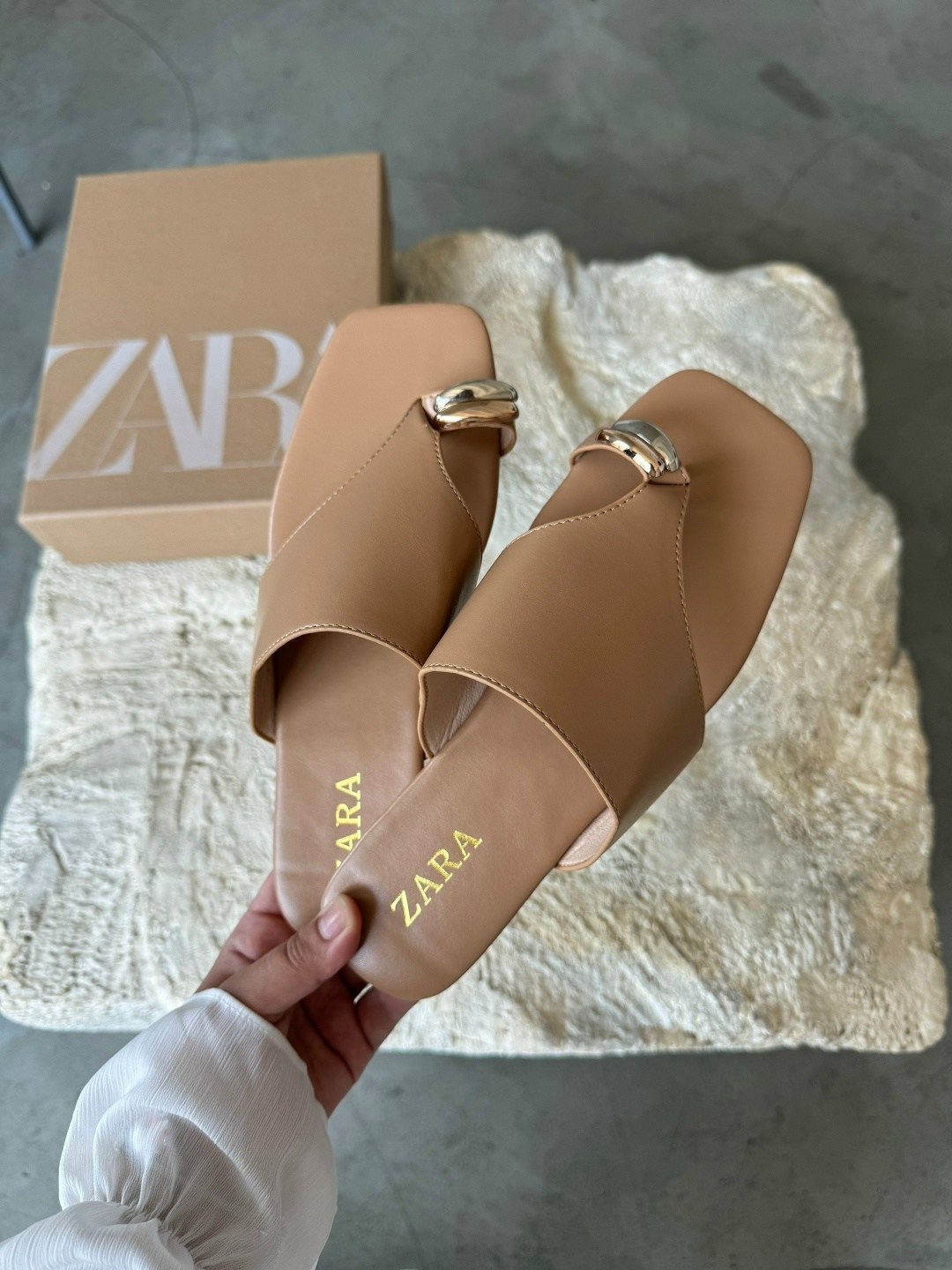 ,шлепанцы зара,шлепанцы женские,босоножки zara,женские босоножки