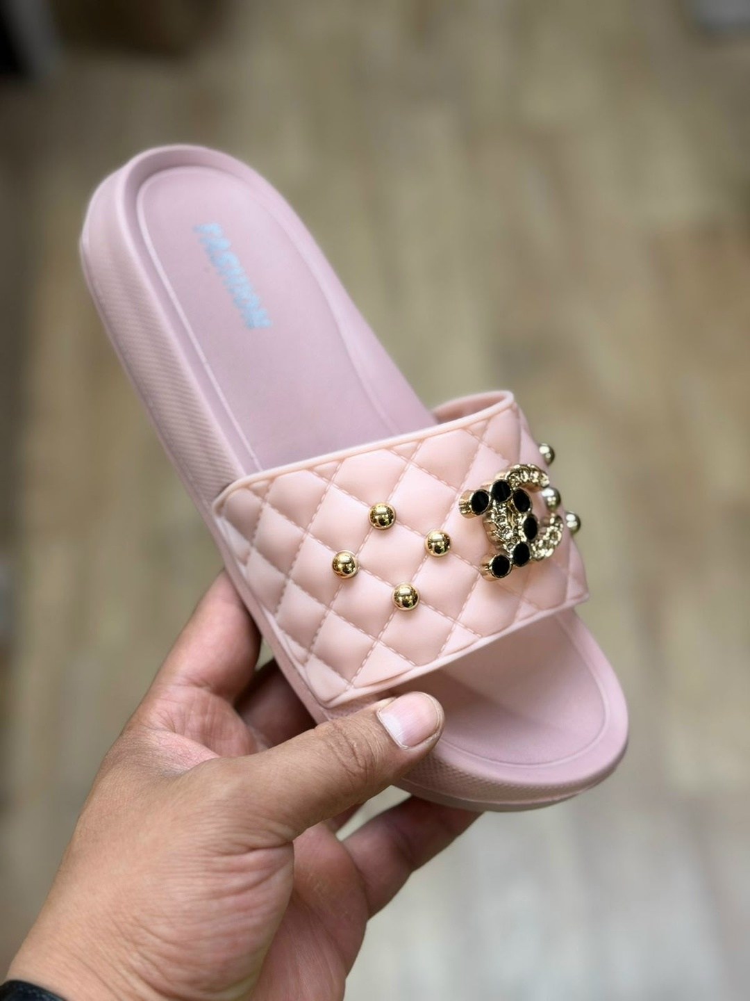 шлепанцы chanel,,шлепанцы шанель,женские шлепанцы,тапочки chanel