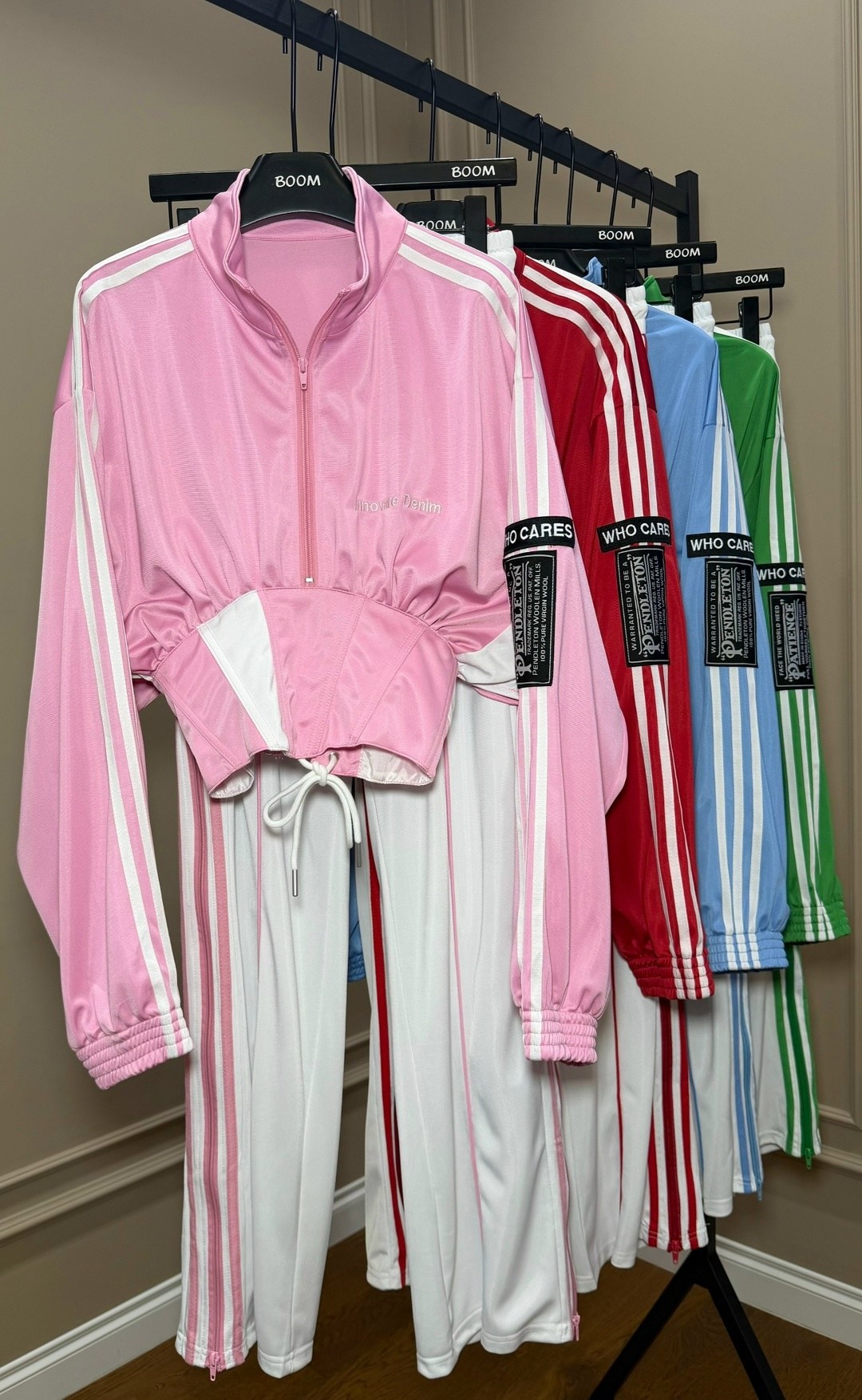 костюм адидас,спортивный костюм,женский спортивный костюм adidas,костюм адидас красный,спортивный костюм адидас