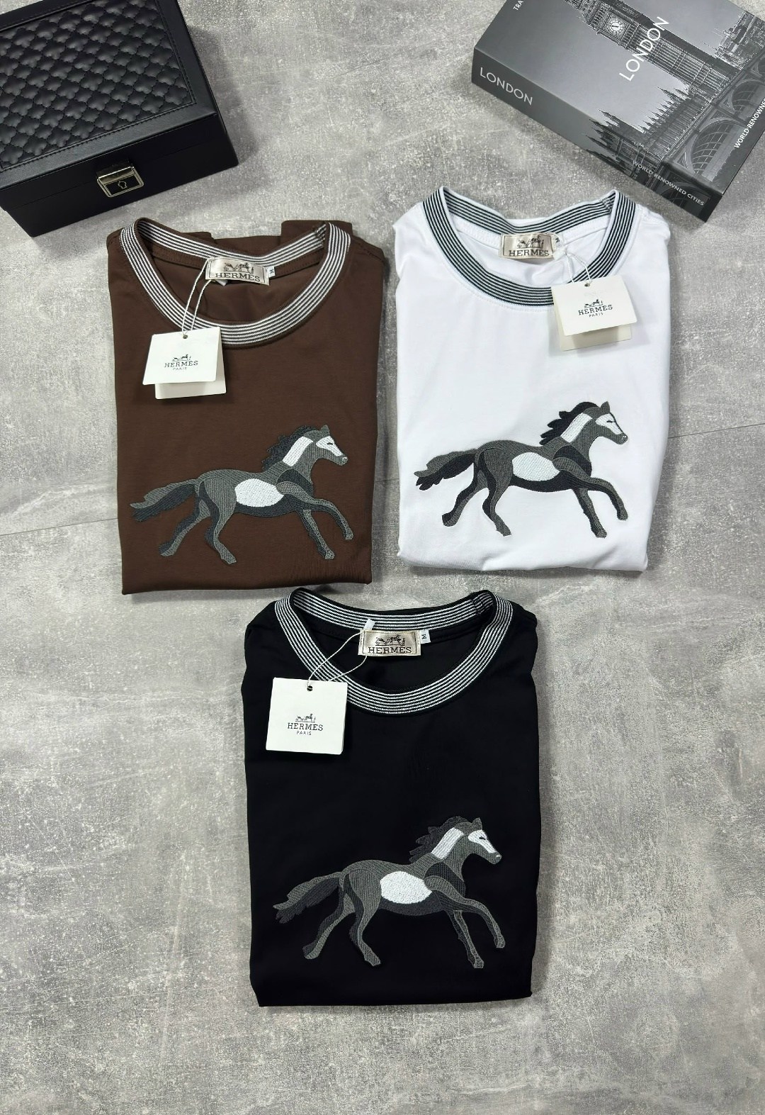 футболка hermes,мужская футболка,футболка с лошадьми,мужская футболка hermes,футболки брендовые