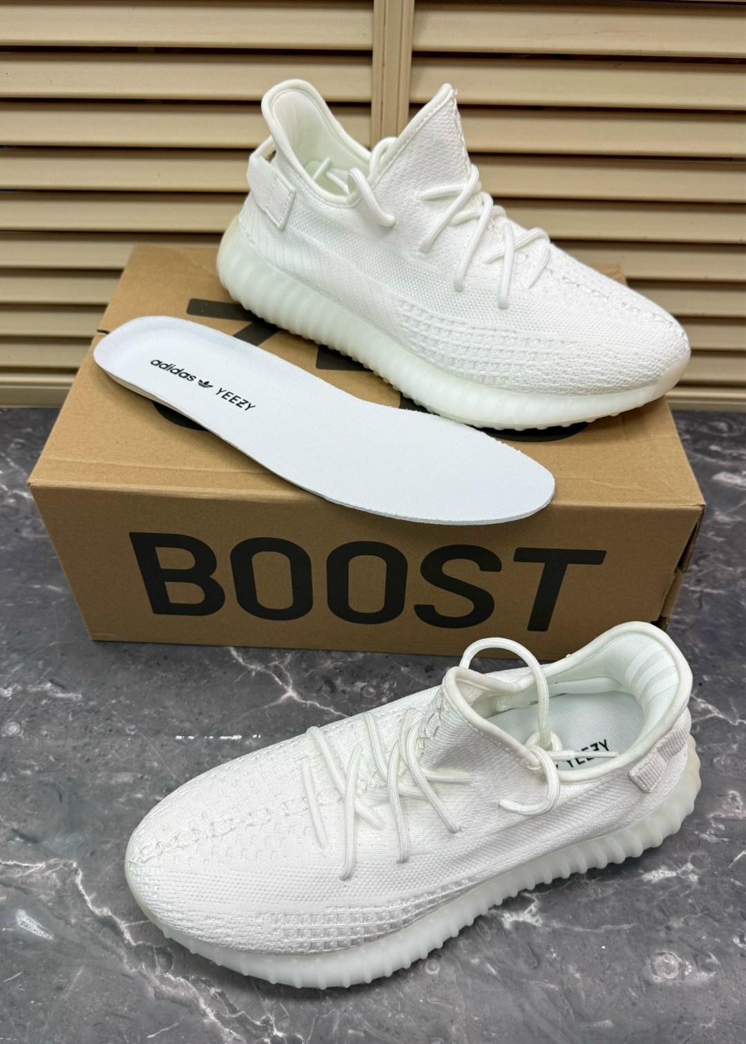 кроссовки adidas yeezy boost 350,кроссовки adidas yeezy boost,кроссовки adidas yeezy 350 boost v2 triple white,adidas yeezy boost 350,кроссовки adidas yeezy 350