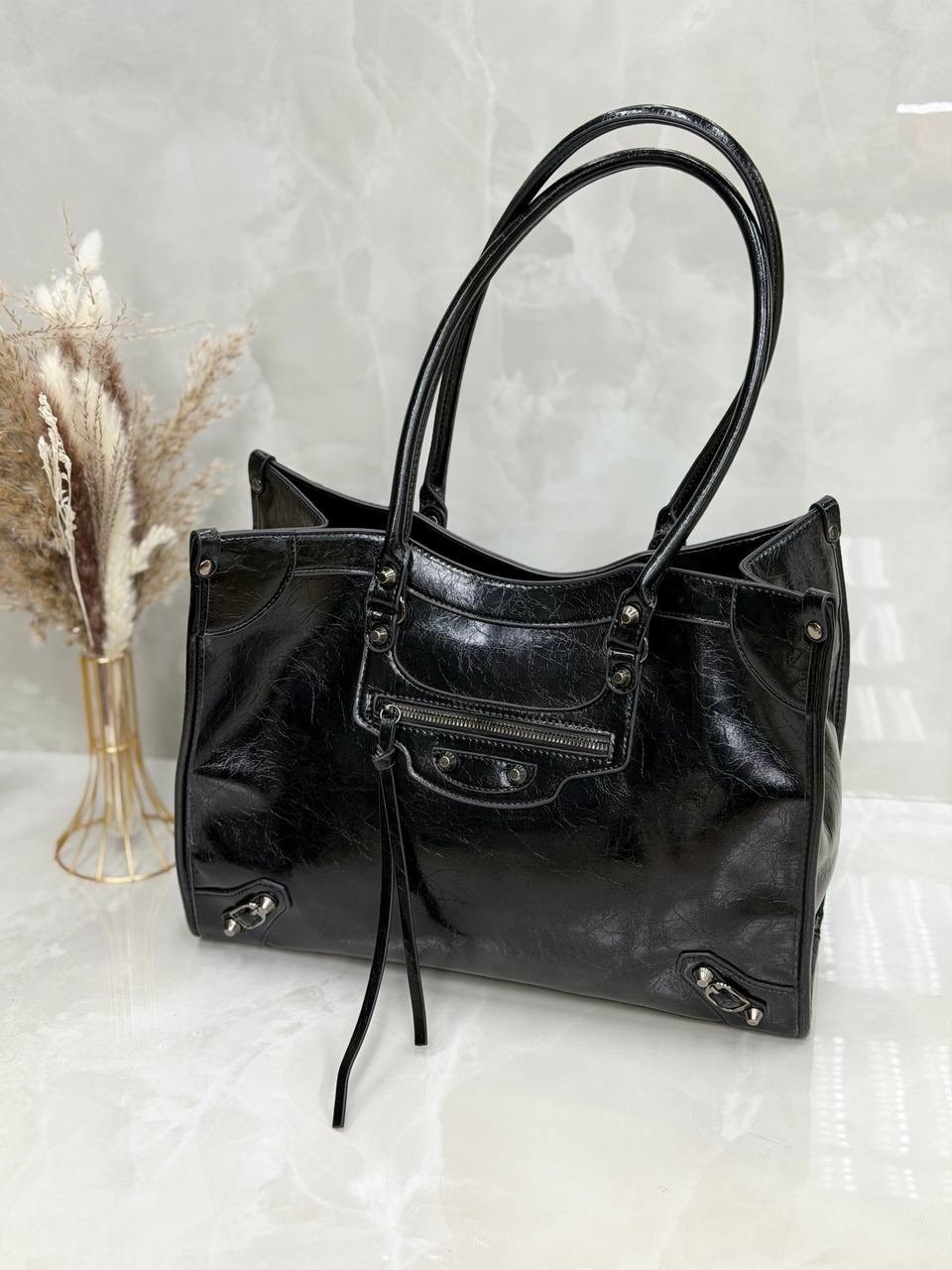 сумка balenciaga,женская сумка balenciaga,белая сумка,белая сумка баленсиага 2026,сумка