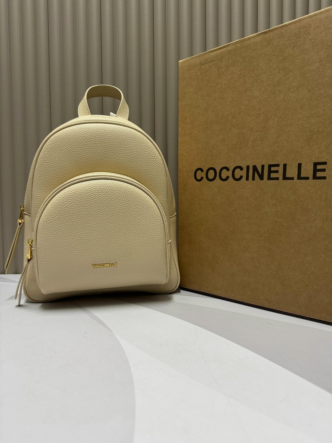 рюкзак coccinelle,рюкзак gleen coccinelle,кожаный рюкзак coccinelle,рюкзак coccinelle рюкзак,женская сумка coccinelle