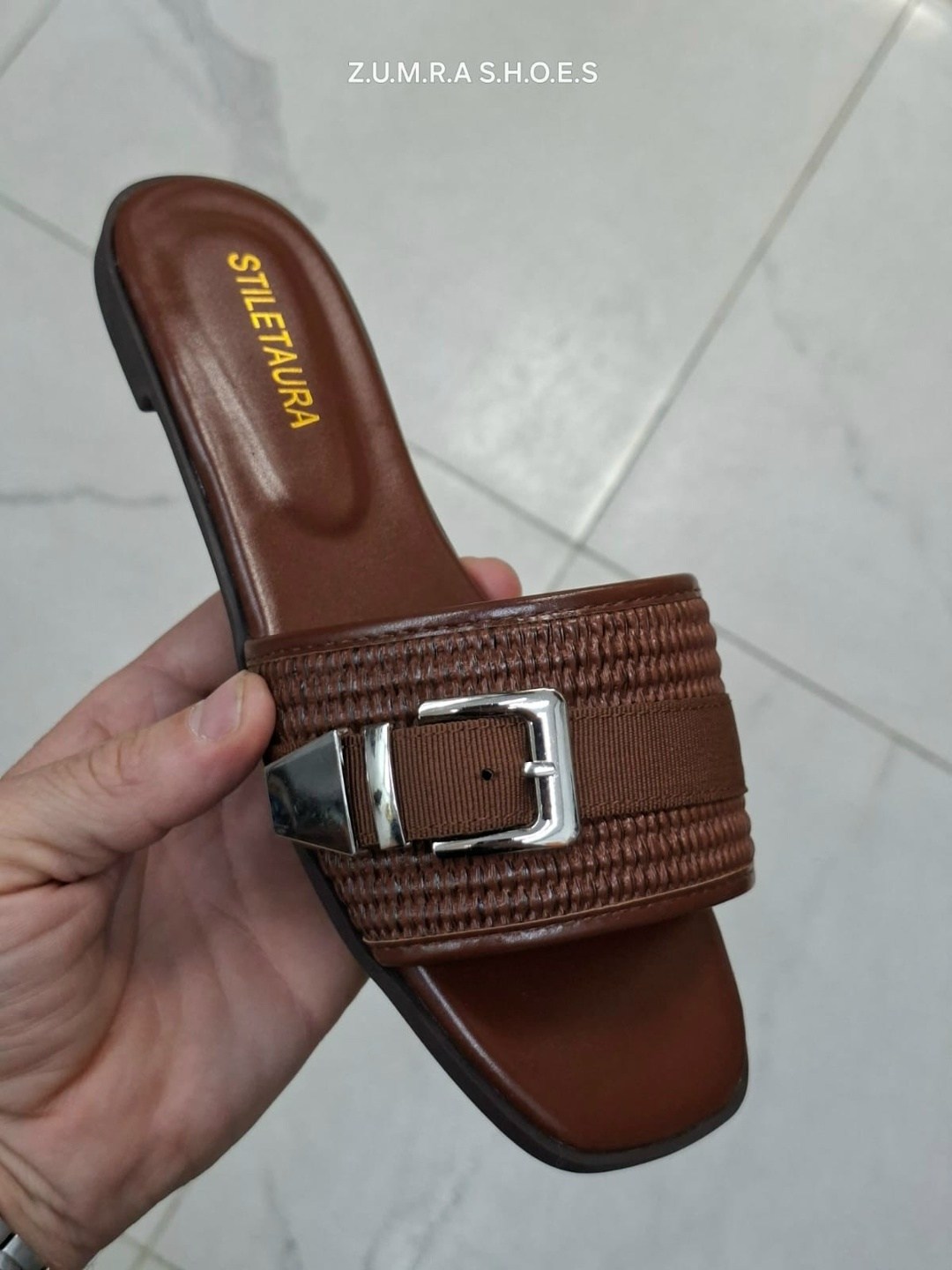 ,шлепанцы мюли сандалии dior 35-41 белые,шлепки диор,мюли christian dior d-club кожаные,женские шлепанцы