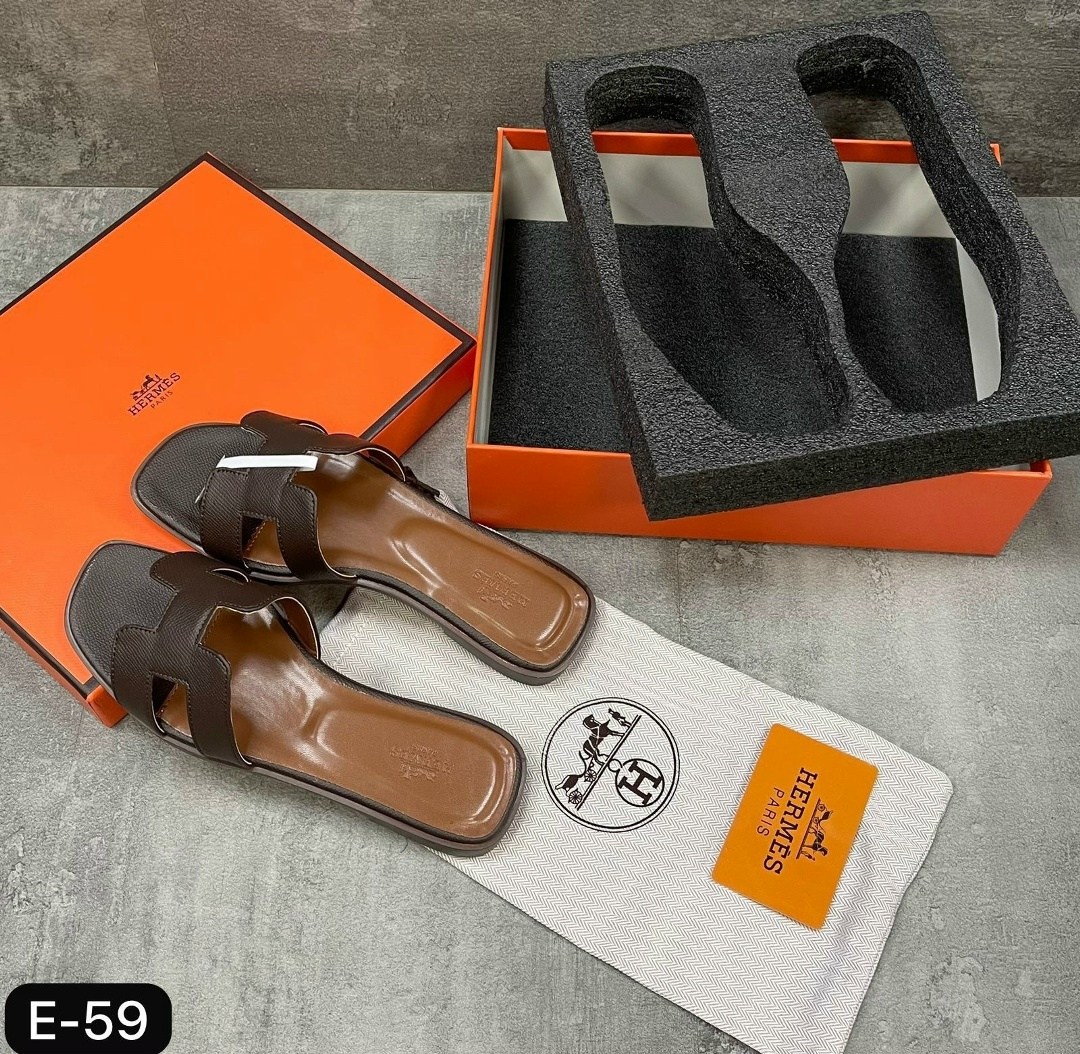 женские кожаные шлепки hermes oran коричневые,hermes шлепки женские,шлёпанцы hermes,шлепки hermes oran,шлепки hermes