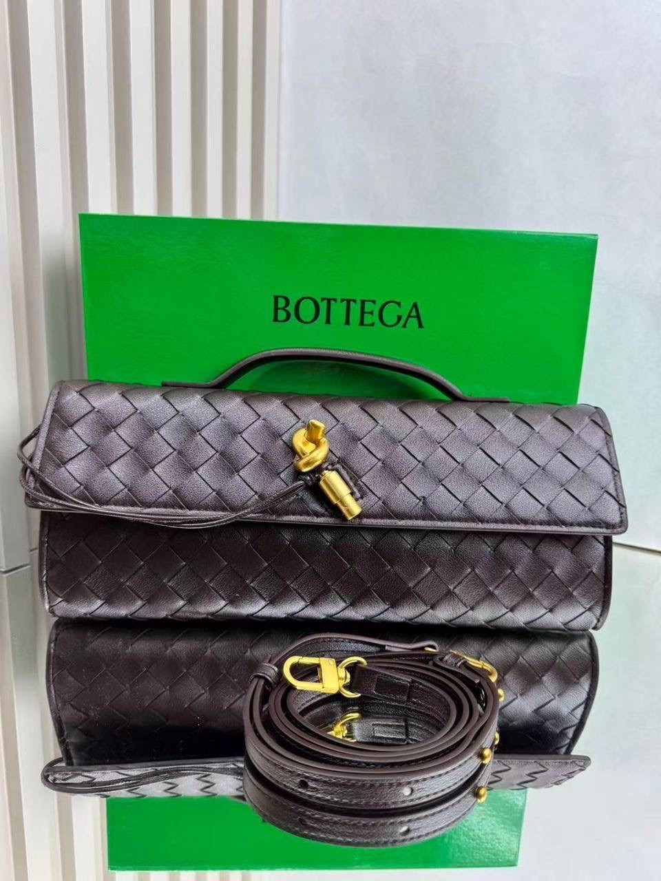 женский кожаный клатч bottega veneta andiamo черный,сумка женская bottega veneta,клатч bottega veneta andiamo,клатч bottega veneta,bottega veneta сумка