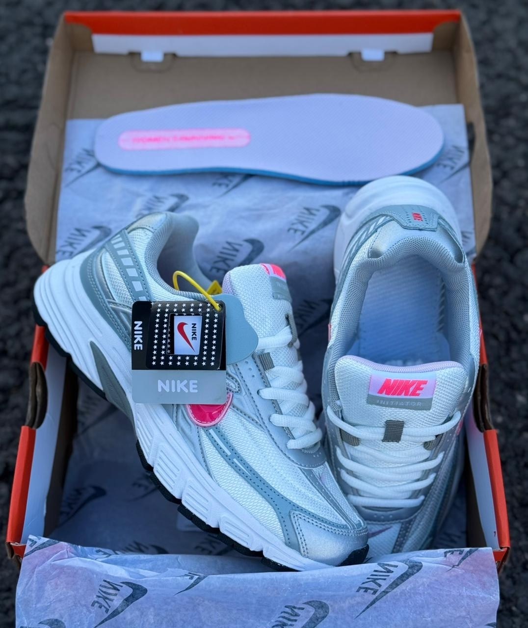 кроссовки nike initiator,кроссовки nike,кроссовки,женские кроссовки,повседневные кроссовки