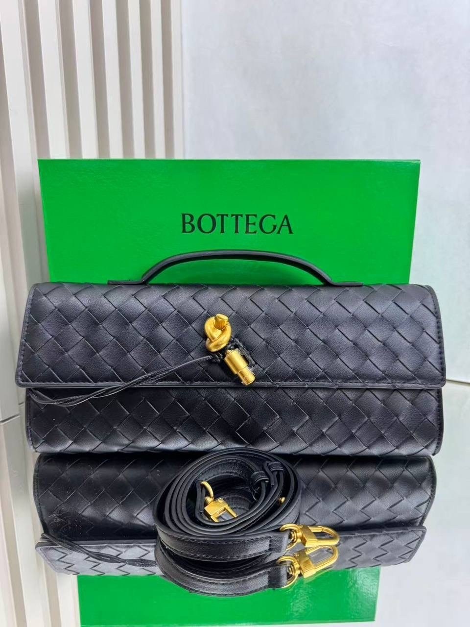 женский кожаный клатч bottega veneta andiamo черный,сумка женская bottega veneta,клатч bottega veneta andiamo,клатч bottega veneta,bottega veneta сумка