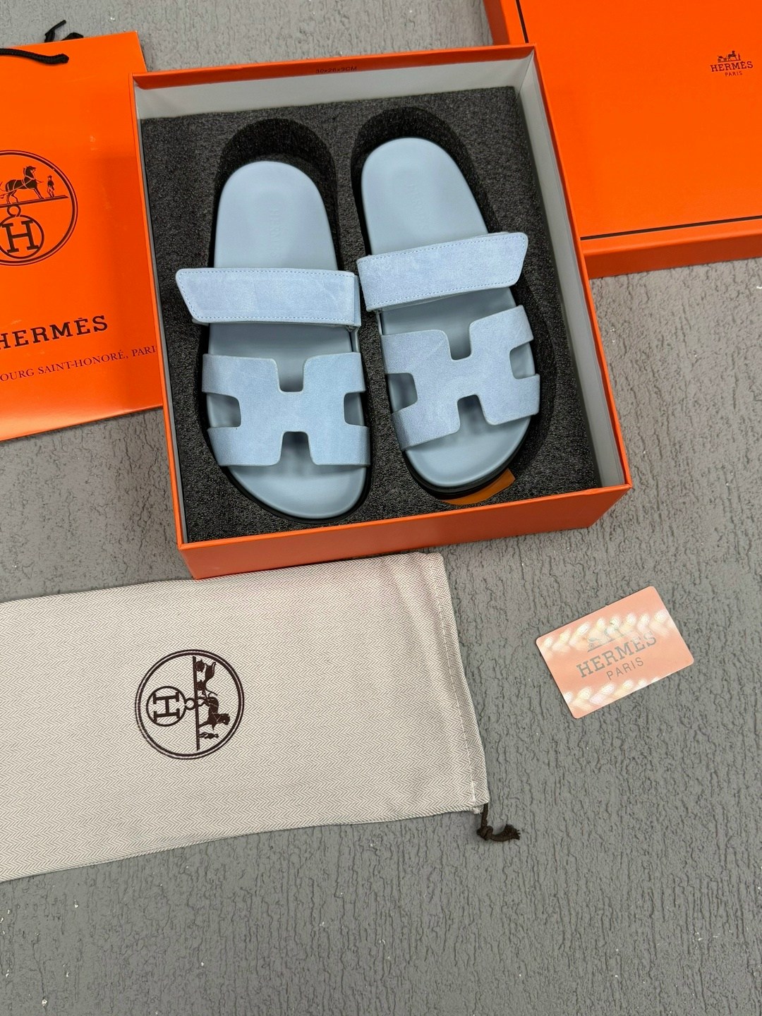 шлепанцы hermes,тапочки hermes,тапочки эрмес,шлепки эрмес,hermes сандалии