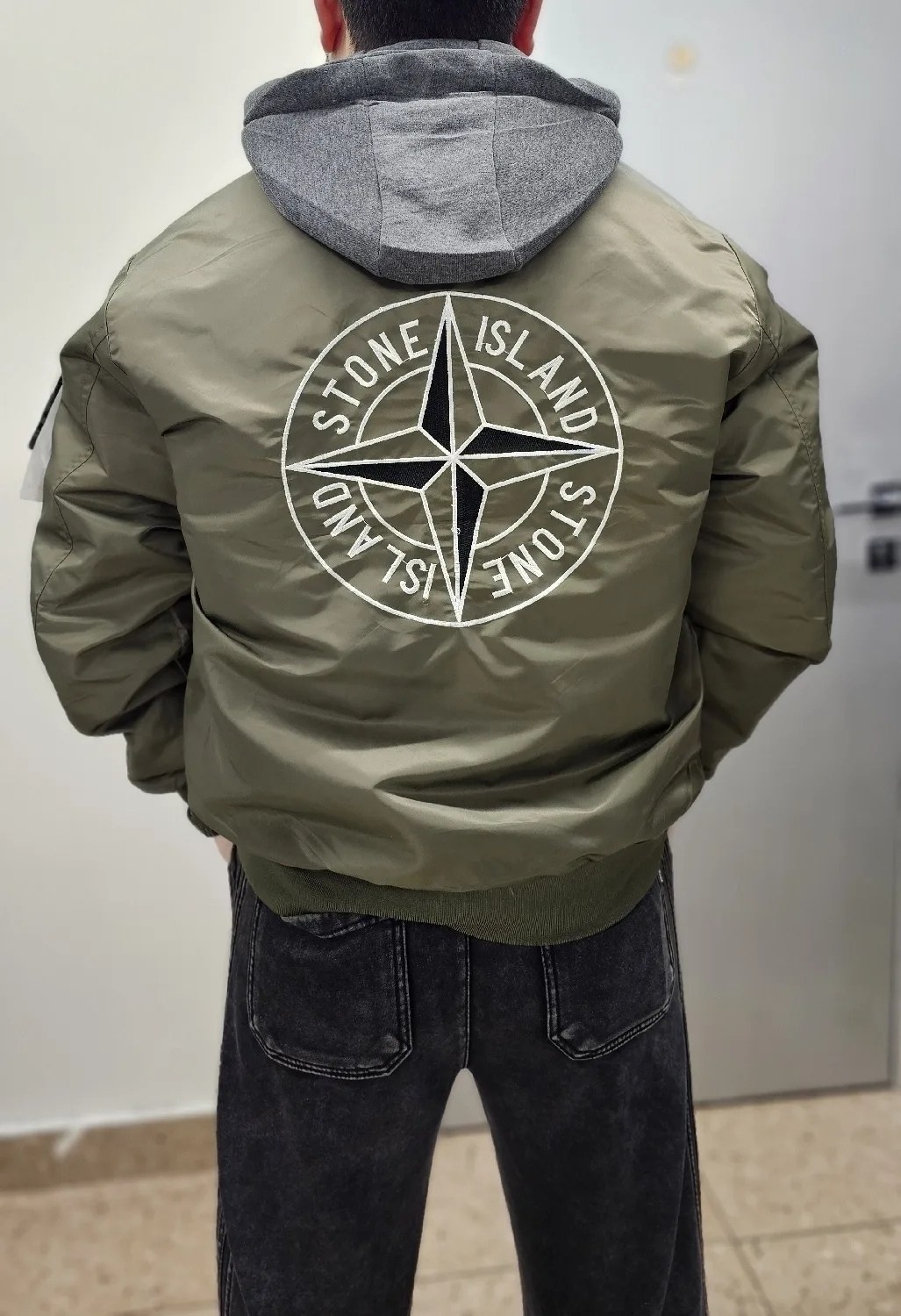 куртка ветровка бомбер stone island,куртка бомбер серый stone island,куртка бомбер stone island,демисезонная куртка stone island,мужская куртка stone island