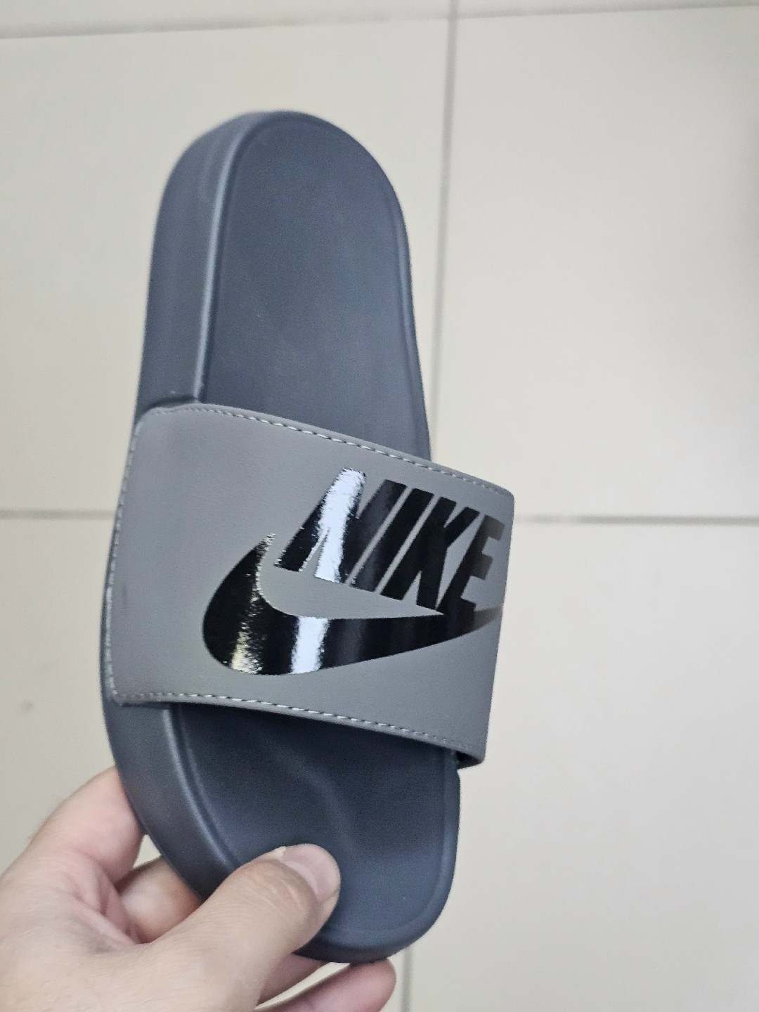 сланцы nike victori one slide,шлепанцы мужские,тапочки nike,сланцы nike victory one,модные тапочки