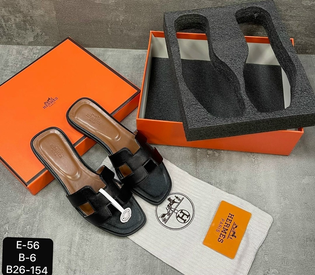 шлепки эрмес оран,женские кожаные шлепки hermes oran коричневые,,шлёпанцы hermes,hermes шлепки женские